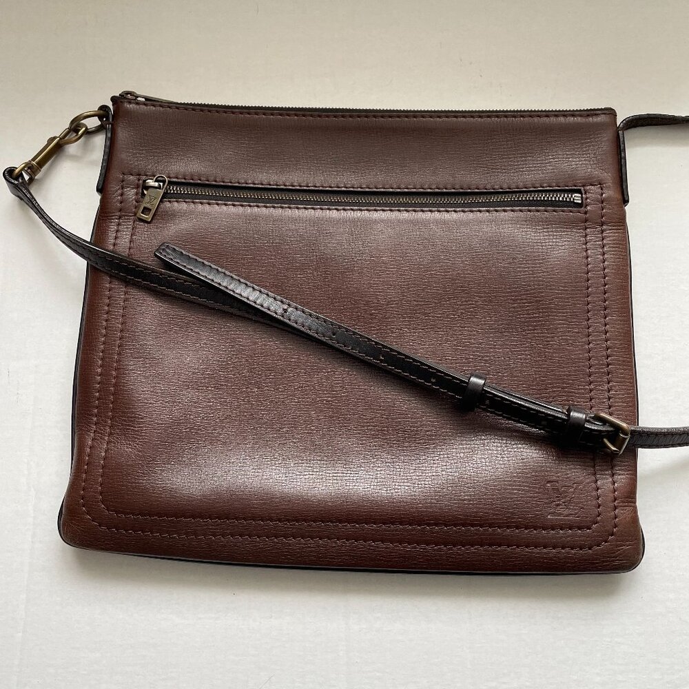 LOUIS VUITTON Sac Plat Shoulder Bag M92073 Utah Cafe Brown Calfskin